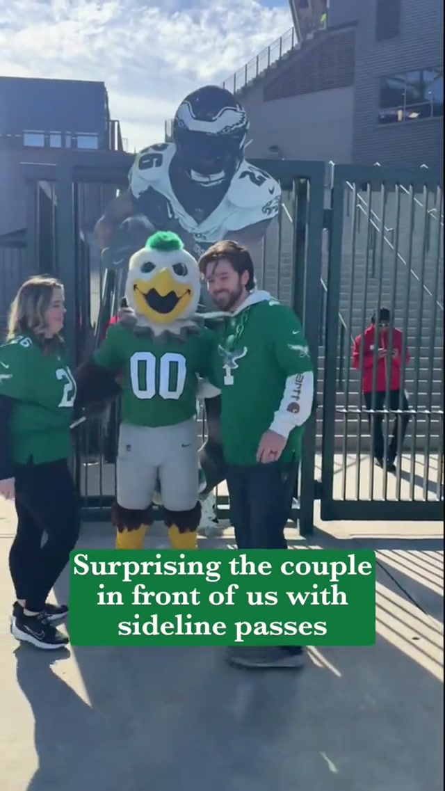 RSVP’ing “YES” to the sideline #eagles #nfl #sidelinesurprise 