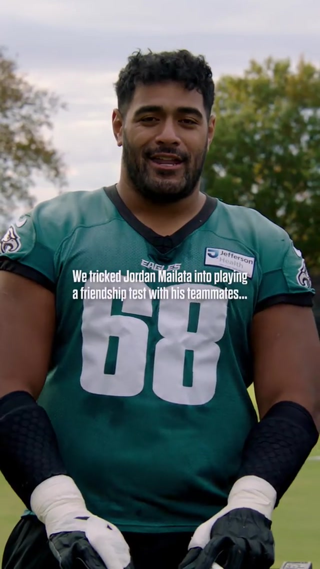 SURPRISE!!! Congratulations, Jordan. You’ve earned it #eagles #nfl #jordanmailata #walterpaytonmanoftheyear #wpmoy 