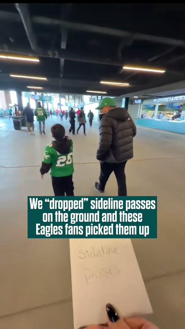 One last sideline surprise for the 2025 season 💚 #eagles #nfl