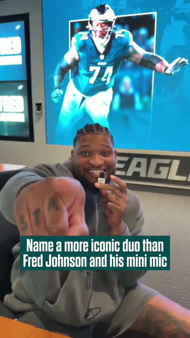 The mini mic king himself #eagles #nfl #fredjohnson 
