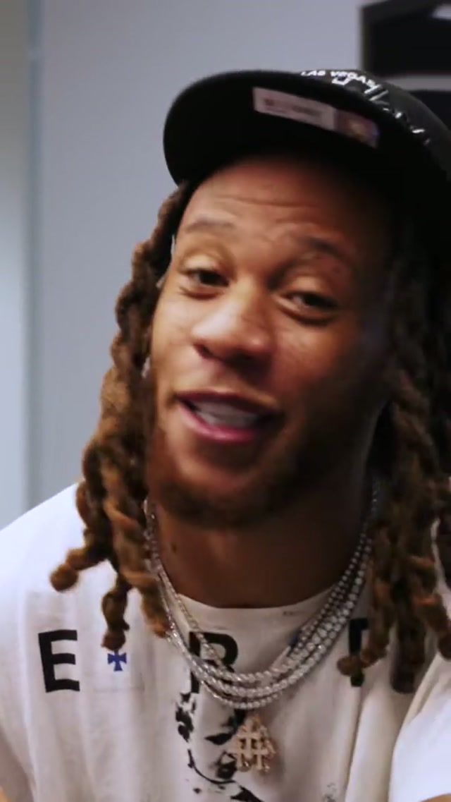 Stoked to be back‼️

#nfl #nflfootball #freeagency #raiders