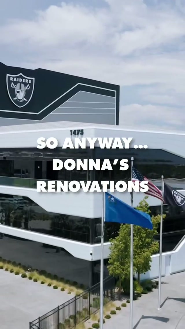 Can we talk wallpaper? #donna #renovation #raiders #nflfootball #league 