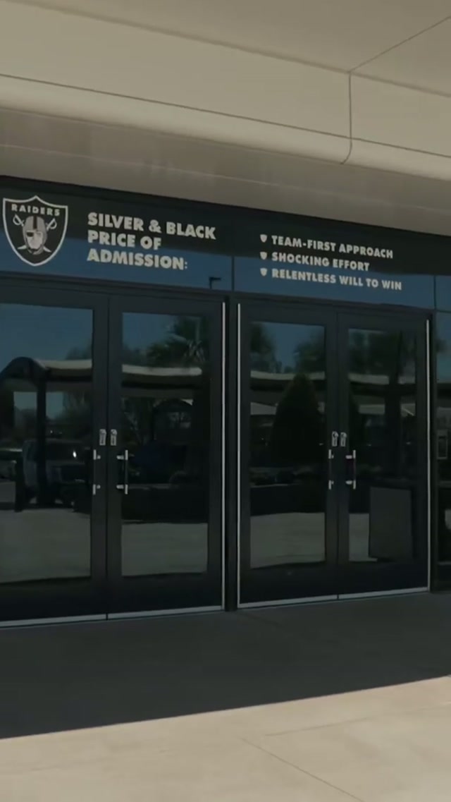 New faces in familiar places 😎

#raidernation #nfl #sports #business #hometown 