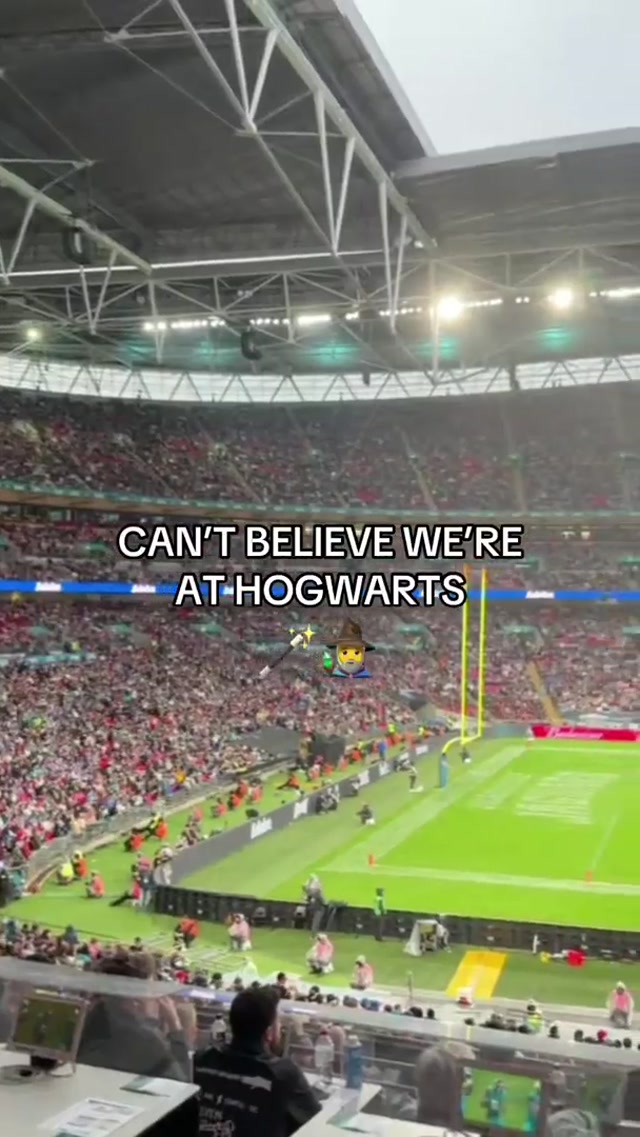 wembley is just as magical πββοΈ #larams #wembleystadium #hogwarts #parksandrec