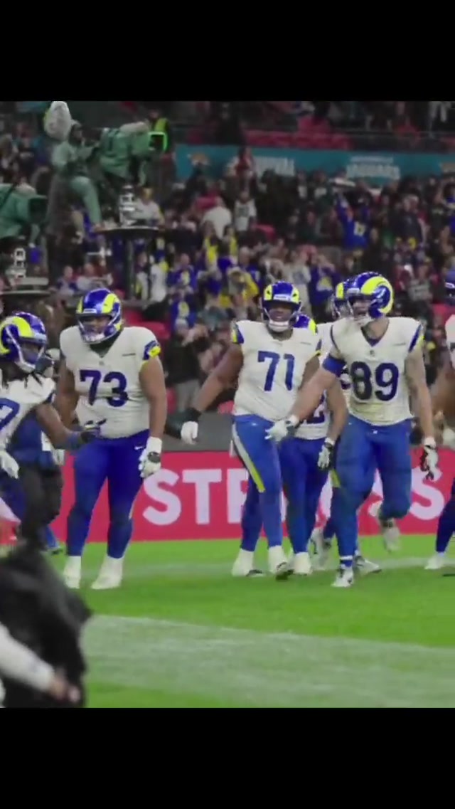 loudest siuuuuuuu ever #larams #davanteadams #siuuuu