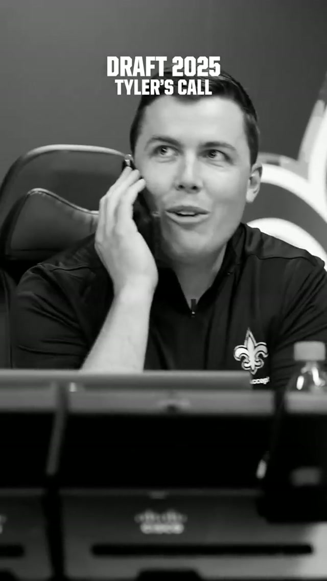 Shough had a season 😎 #tylershough #rookie #nfl #throwback #comments 