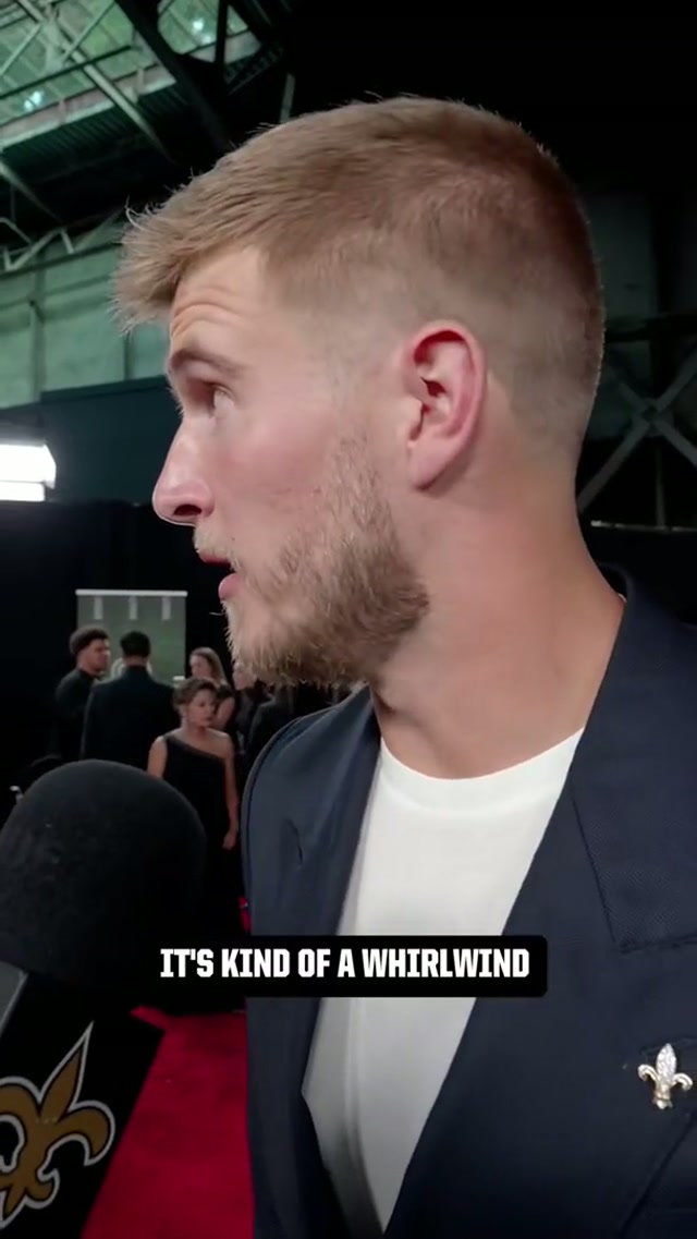 Tyler on the mic 🎤 #listen #interview #redcarpet #tylershough #nfl 