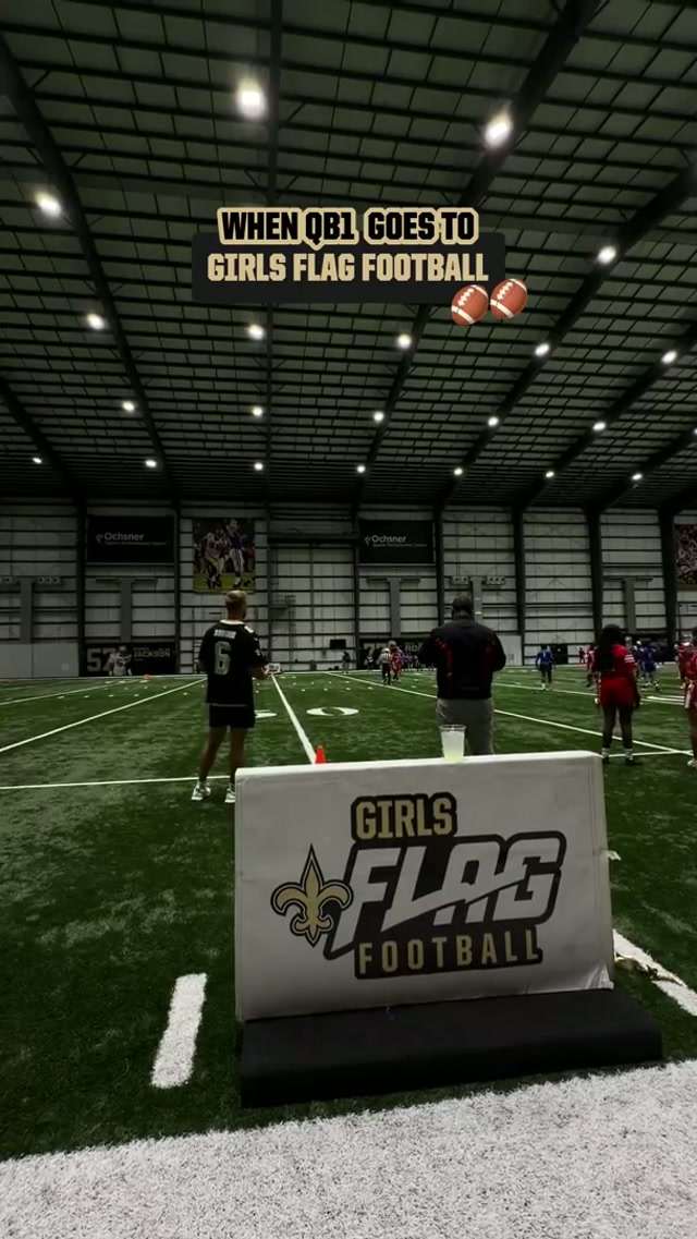 pouring into the next generation of ballers 🙌  #flagfootball #qb1 
#tylershough #micdup #supportive 