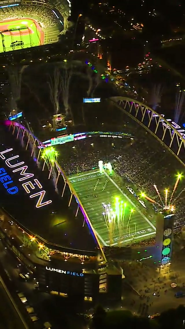 Let’s get loud, 12s. 🗣️ #nfl #seahawks #playoffs #lumen 