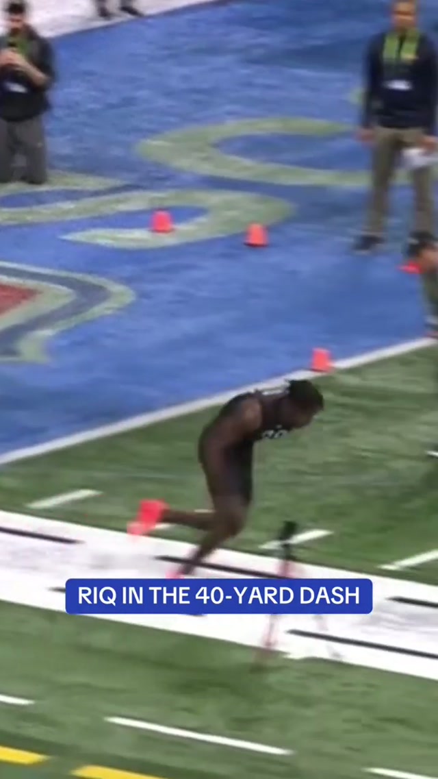One of the fastest 40-yard dashes of all-time

@Tariq Woolen #nfl #seahawks #combine #40yard #woolen 