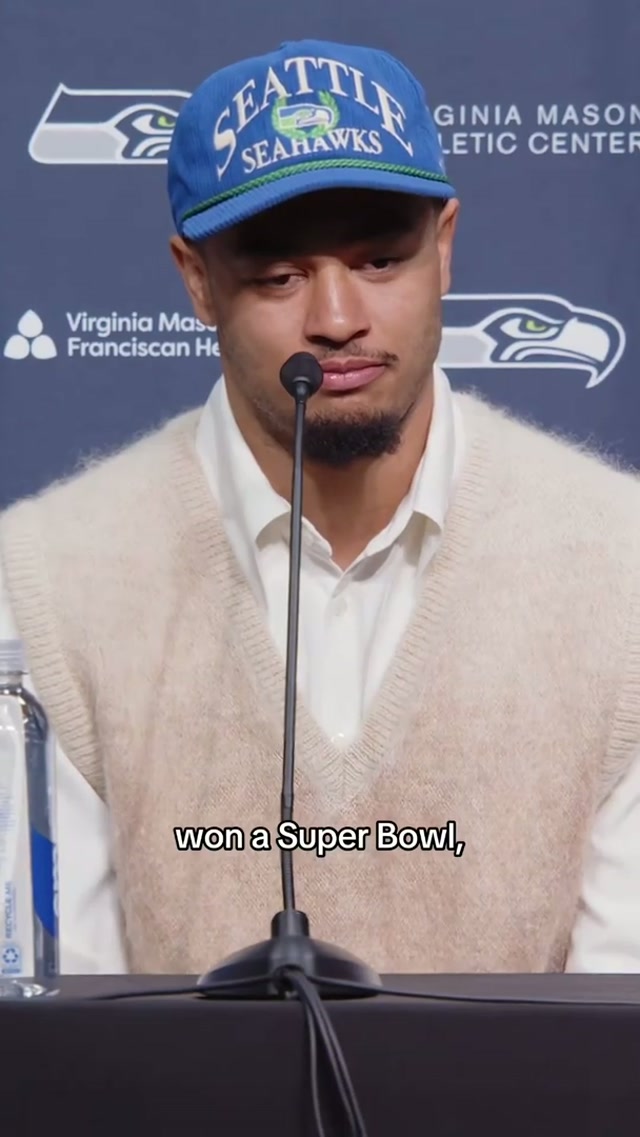 Cause two is better than one 😮‍💨 #nfl #seahawks #jsn #superbowl 