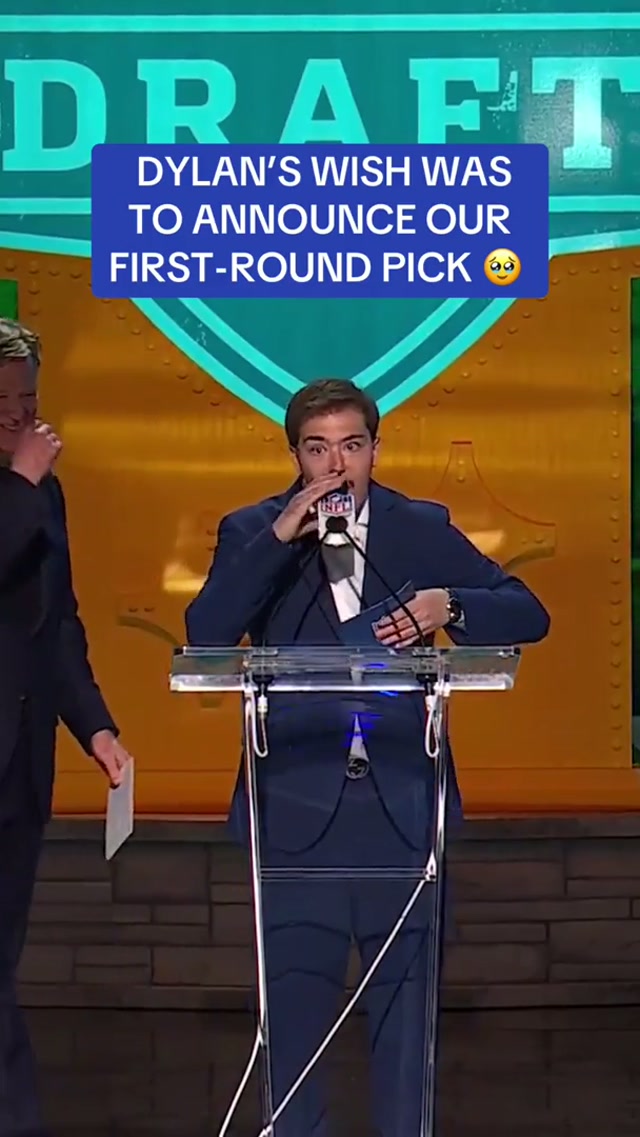 A dream come true 💙 #nfl #seahawks #makeawish #draft 📺: #NFLDRAFT on NFLN/ESPN/ABC