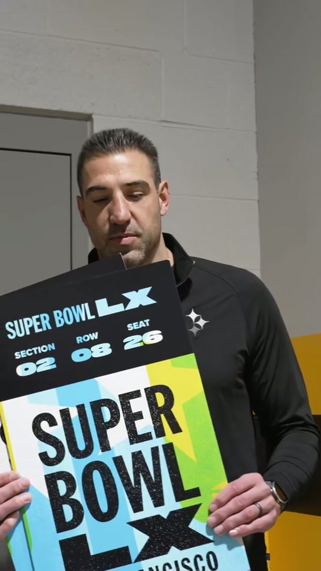 Earlier today, we surprised Chris Curd with two tickets to Super Bowl LX 🥹 Curd has played a vital role in expanding access to flag football for thousands of youth across Western Pennsylvania. #steelers #nfl 