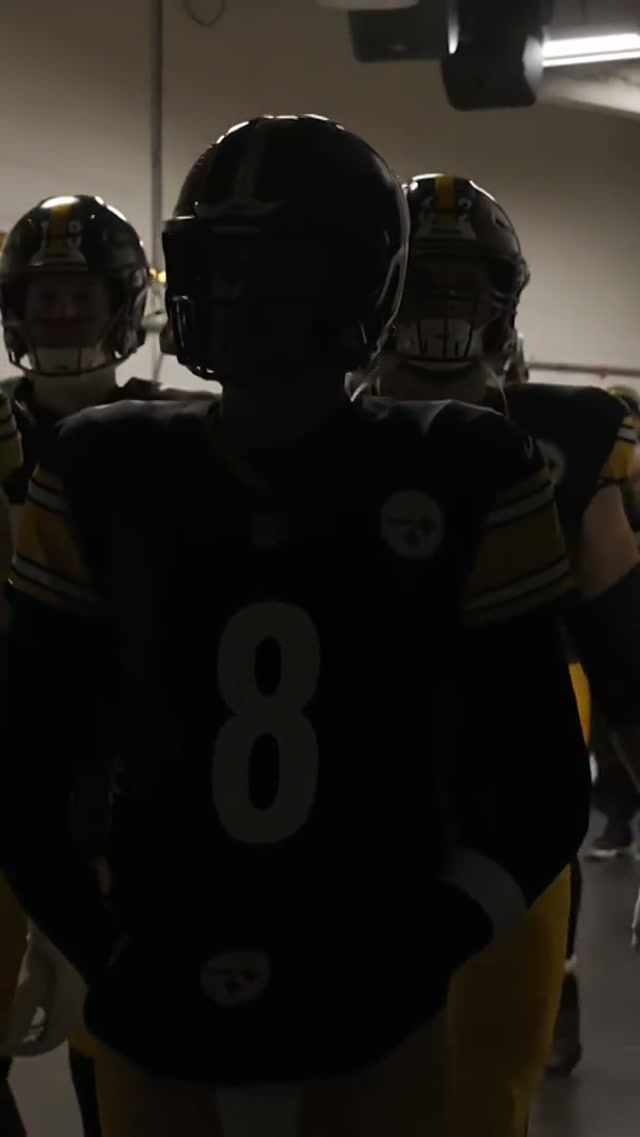 Aaron 🤝 Playoff Football #steelers #aaronrodgers #nflgameday #nflplayoffs 