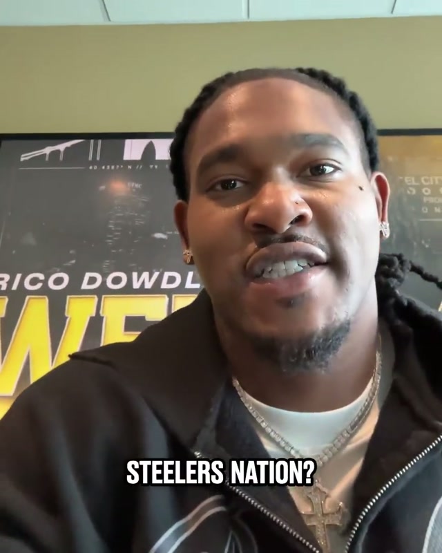 Pen to paper ✍️ @Rico Dowdle #steelers #ricodowdle #nfl 