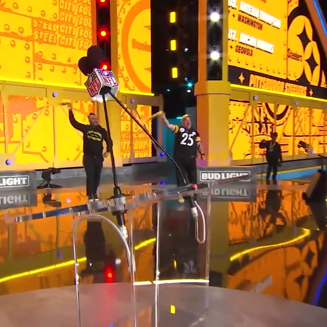 With the 210th pick in the 2026 NFL Draft, we select DE Gabriel Rubio. 📺: 2026 NFL Draft April 23-25 on NFLN/ESPN/ABC #steelers #nfldraft #gabrielrubio 