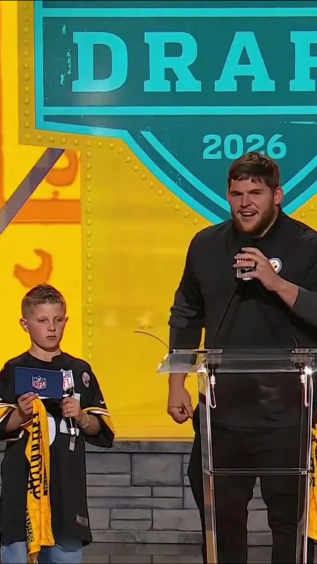 With the 224th Pick in the 2026 NFL Draft, we select S Robert Spears-Jennings. 📺: 2026 NFL Draft April 23-25 on NFLN/ESPN/ABC #steelers #nfldraft #robertspearsjennings 