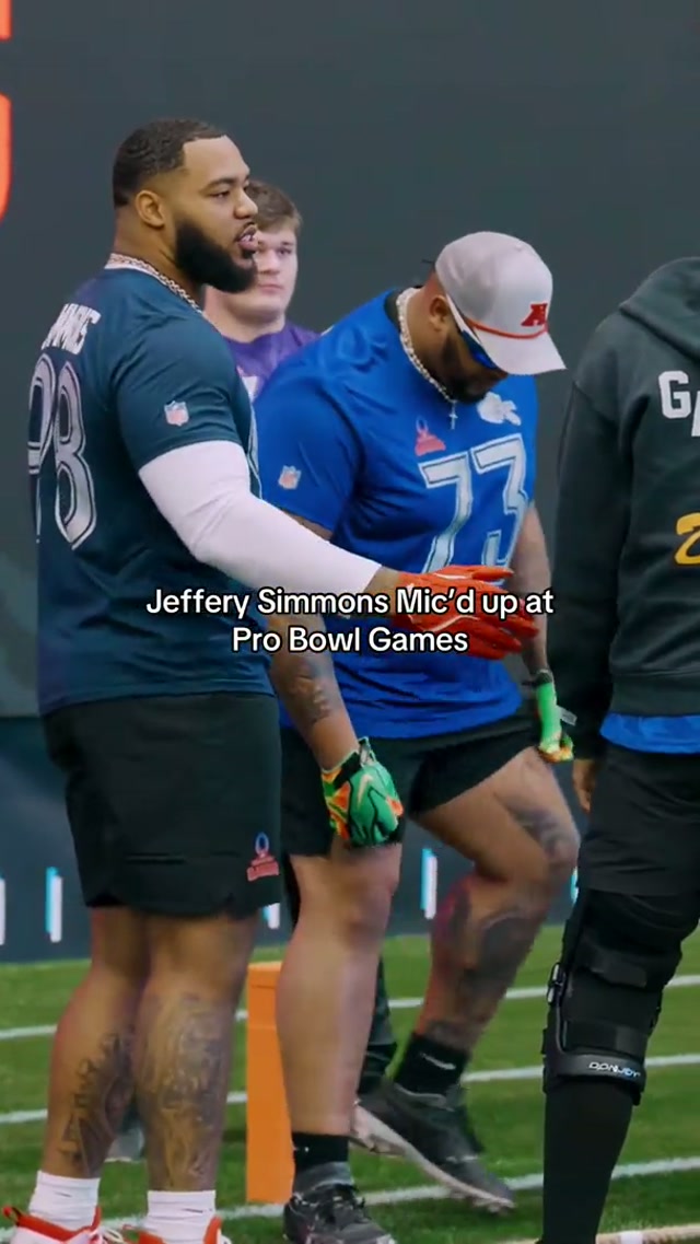 Jeff just wants to play offense 😂 #tennesseetitans #nfl #probowl #micdup 