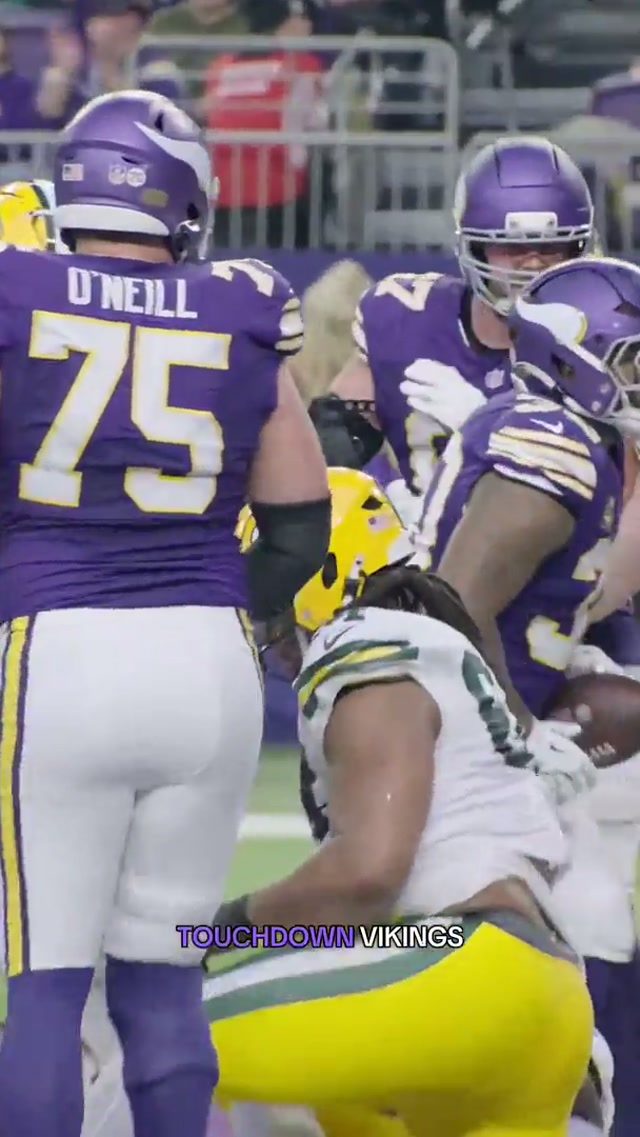 We’re still thinking about this moment 🥹 #skol #nfl #minnesoatavikings 